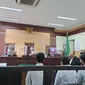 Sidang kasus kebakaran Lapas Klas I Tangerang di PN Pengadilan Negeri Tangerang, Selasa (21/6/2022). (Liputan6.com/Pramita Tristiawati)