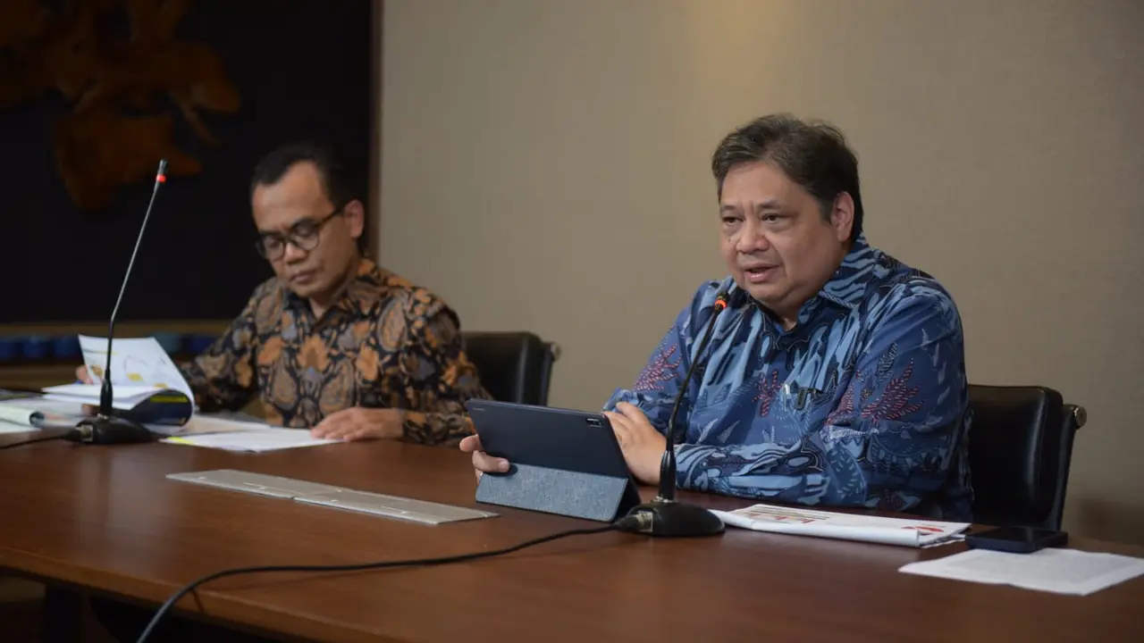 Menteri Koordinator Bidang Perekonomian Airlangga Hartarto dalam Konferensi Pers Pertumbuhan Ekonomi Indonesia Triwulan IV Tahun 2022, Senin (6/2/2023). (Dok Kemenko Perekonomian)