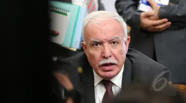 Menlu Palestina Riyad al-Maliki saat ditemui di Gedung JCC, Jakarta, Senin (20/4/2015). Palestina menjadi satu-satunya negara peserta KAA yang masih terjajah. (Liputan6.com/Herman Zakharia)