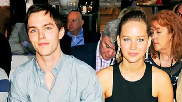 Nicholas Hoult dan Jennifer Lawrence