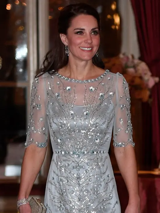 Kehamilan Kate Middleton yang menjadi penantian ini belum ada keterangan lebih lanjut. Keduanya belum memberikan keterangan secara resmi terkait soal anak ke-3 yang sedang dikandungnya. (AFP/Bintang.com)