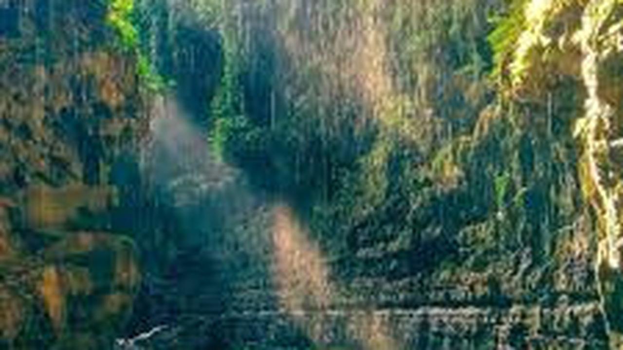 Paket Wisata Green Canyon Pangandaran yang Sesuai Kantong dan Menyenangkan