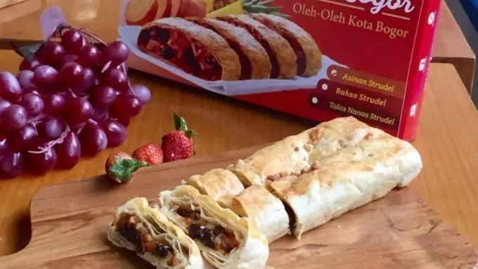 [Bintang] Strudel Bogor