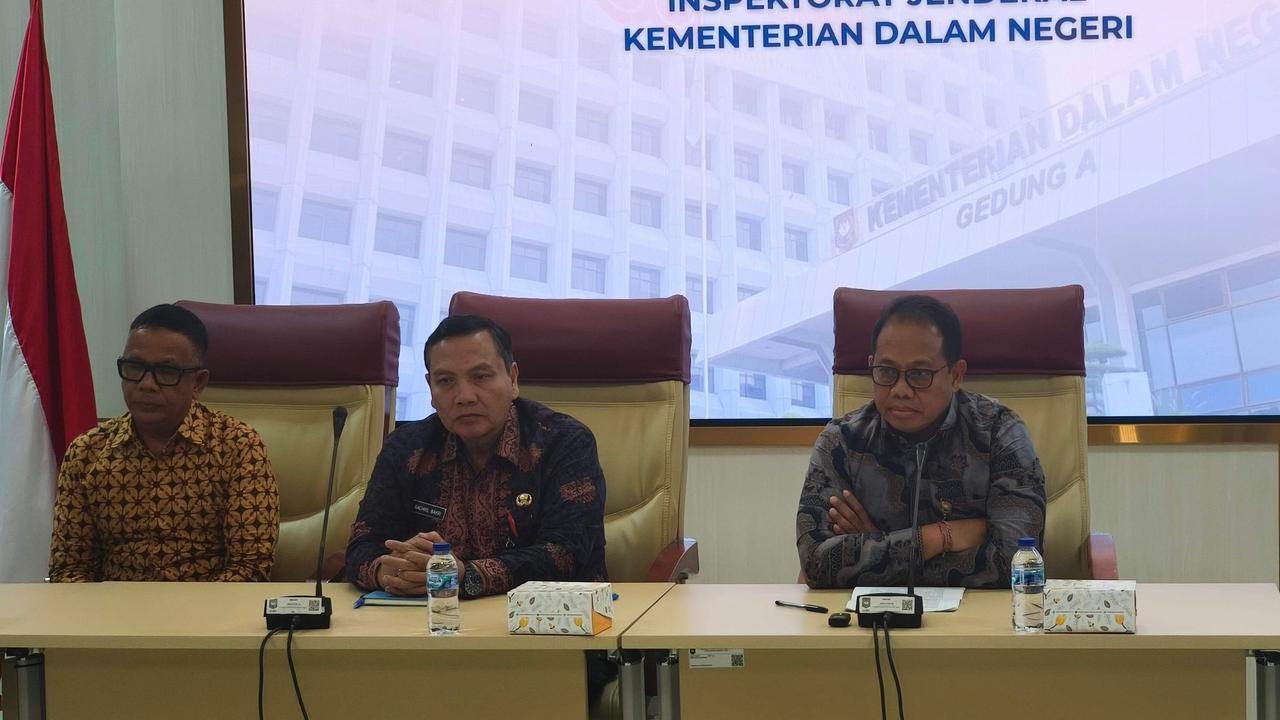 Walkot Prabumulih Disanksi Kemendagri Buntuk Pencopotan Kepala Sekolah