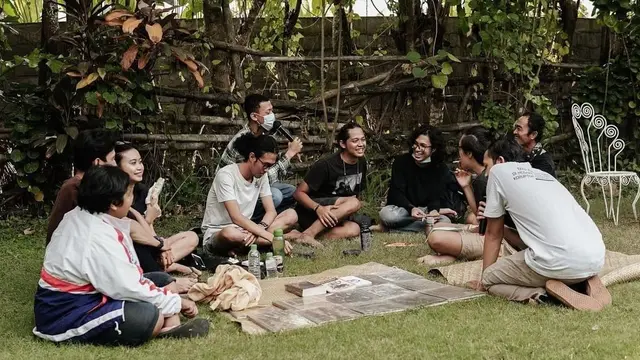 Diskusi di Taman Baca Kesiman