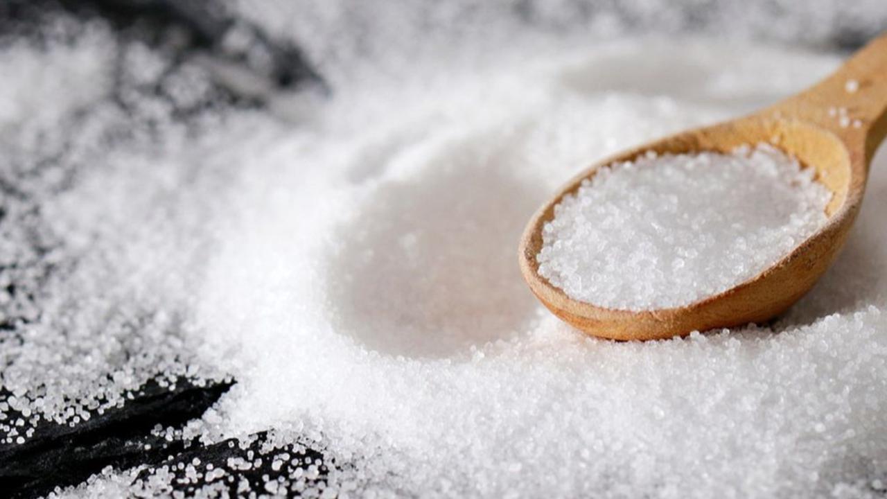 Benarkah Kebanyakan Makan Micin Bisa Buat Bodoh? Ini Manfaat Sebenarnya dari MSG
