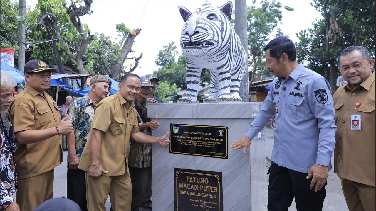 Patung Macan Putih Viral di Kediri Kini Punya Hak Cipta