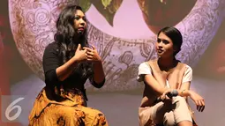 Visual Development Artist Disney, Griselda Sastrawinata (kiri) dan Penyanyi Maudy Ayunda saat press screening film Moana di kawasan Kuningan, Jakarta, Jumat (11/11). Film Moana akan ditayangkan pada akhir November 2016. (Liputan6.com/Herman Zakharia)