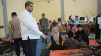Turun ke Dapil, Rajiv NasDem Jenguk Korban Keracunan MBG