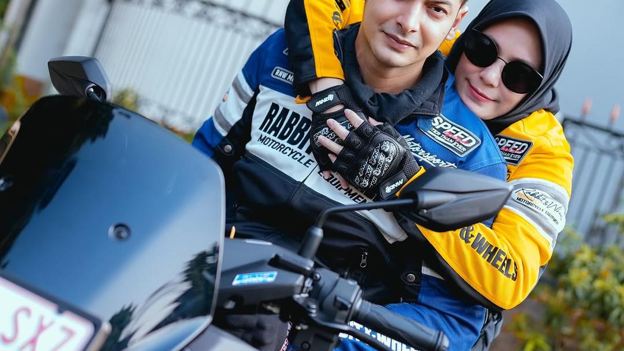 Dibully Terlihat Tua, Rina Amalia Istri Aktor Boy Hamzah Ingin Lepas Hijab