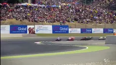 Aksi terbaik pebalap Tim Yamaha yakni Valentino Rossi dan Jorge Lorenzo di GP Catalunya Spanyol, 2015.