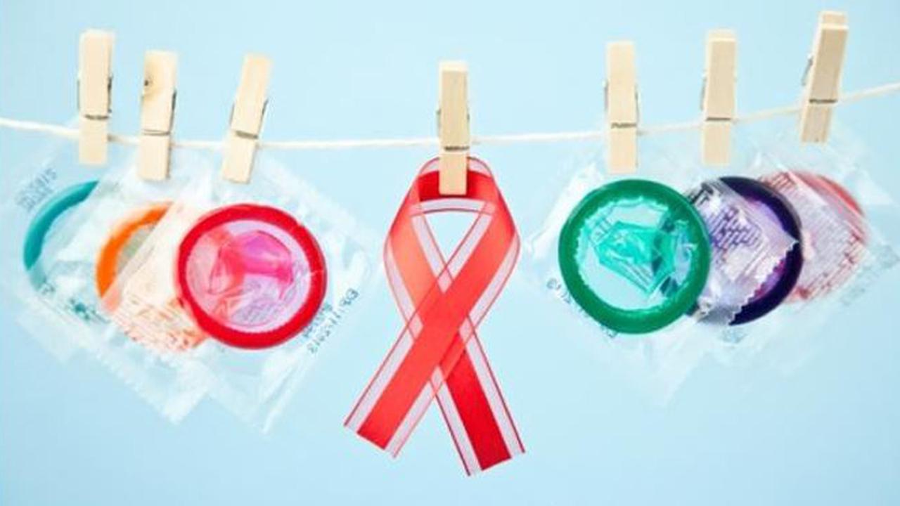 Ilustrasi Produk Kondom RNI