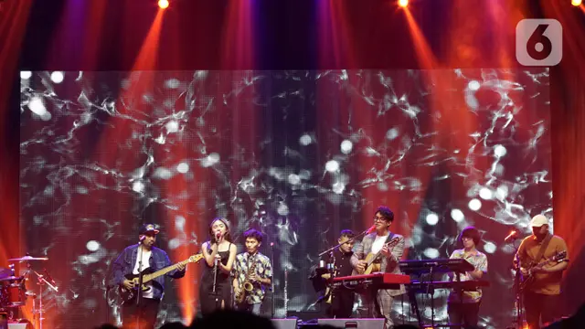 Gaya Ardhito Pramono Goyang Another Stage We The Fest 2022