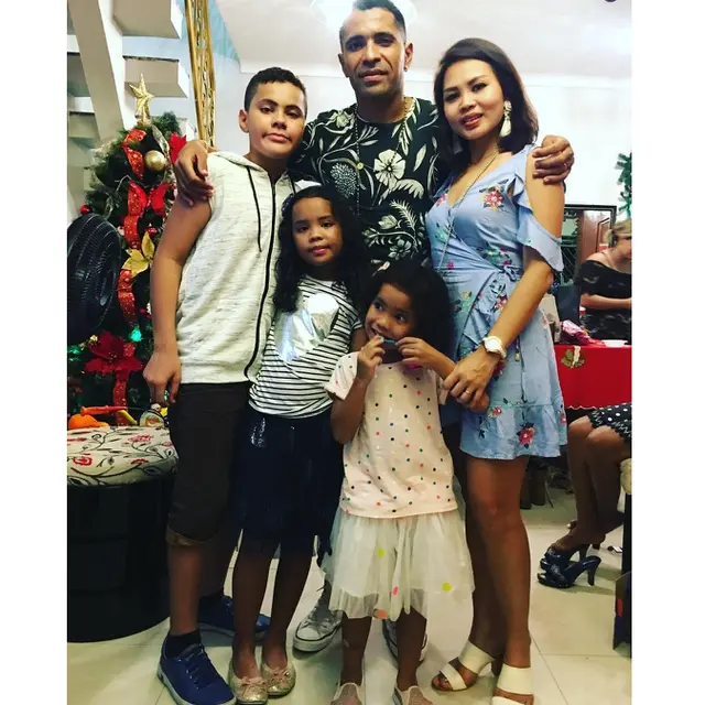 Beto Goncalves dan Dewi Costa