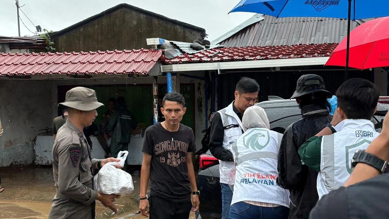 BRI Peduli Bergerak Cepat Salurkan Bantuan Bagi Warga Terdampak di wilayah Padang