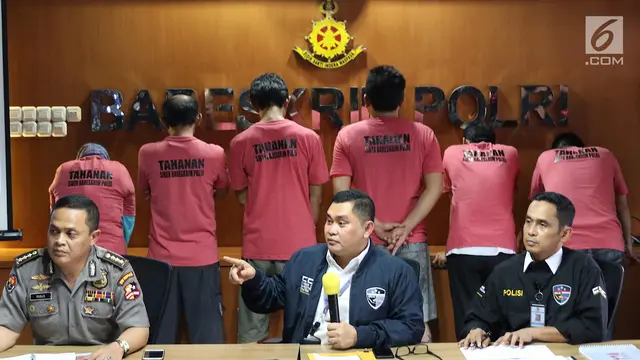 Enam Anggota Muslim Cyber Army Ditangkap Polisi