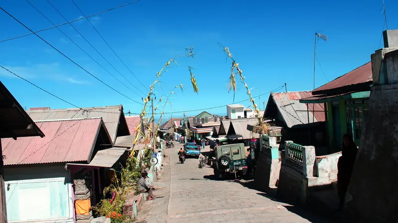 Menikmati Keindahan Gunung Bromo dari Desa Wisata Ngadas