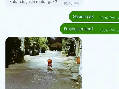 Dihadang spiderman cilik. (Source: Twitter/@nocontextreceh)