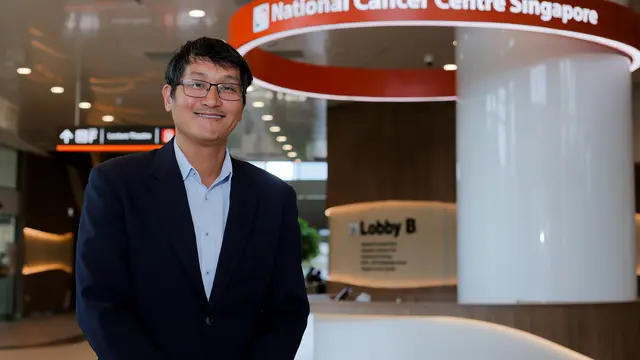 Head & Senior Consultant Department of Sarcoma, Peritoneal and Rare Tumours (SPRinT) National Cancer Centre Singapore (NCCS), Associate Professor Johnny Ong. (Dok: SingHealth)