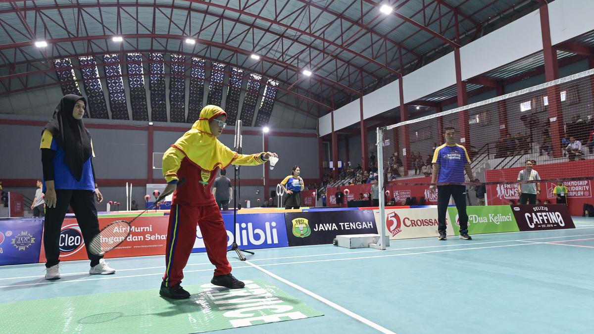 Cari Talenta Baru Bulu Tangkis di Solo, Festival SenengMinton 2025 Diikuti 451 Peserta