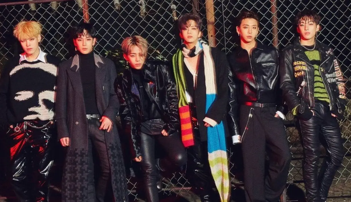 Karenanya, B.A.P akan tetap melanjutkan kariernya bersama 5 member lain dan meminta para penggemar untuk terus mendukung mereka. (allkpop)