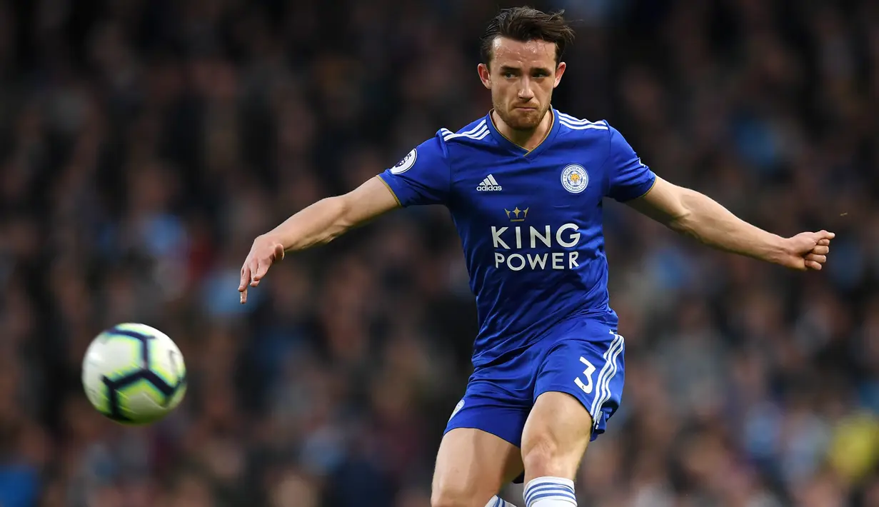 2. Ben Chilwell (50,2 juta euro) - Chilwell telah resmi menjadi pembelian terbaru Chelsea di bursa transfer musim panas ini. Bek kiri berusia 23 tahun ini ditebus Chelsea dari Leicester City dengan mahar 50,2 juta euro. (AFP/Paul Ellis)