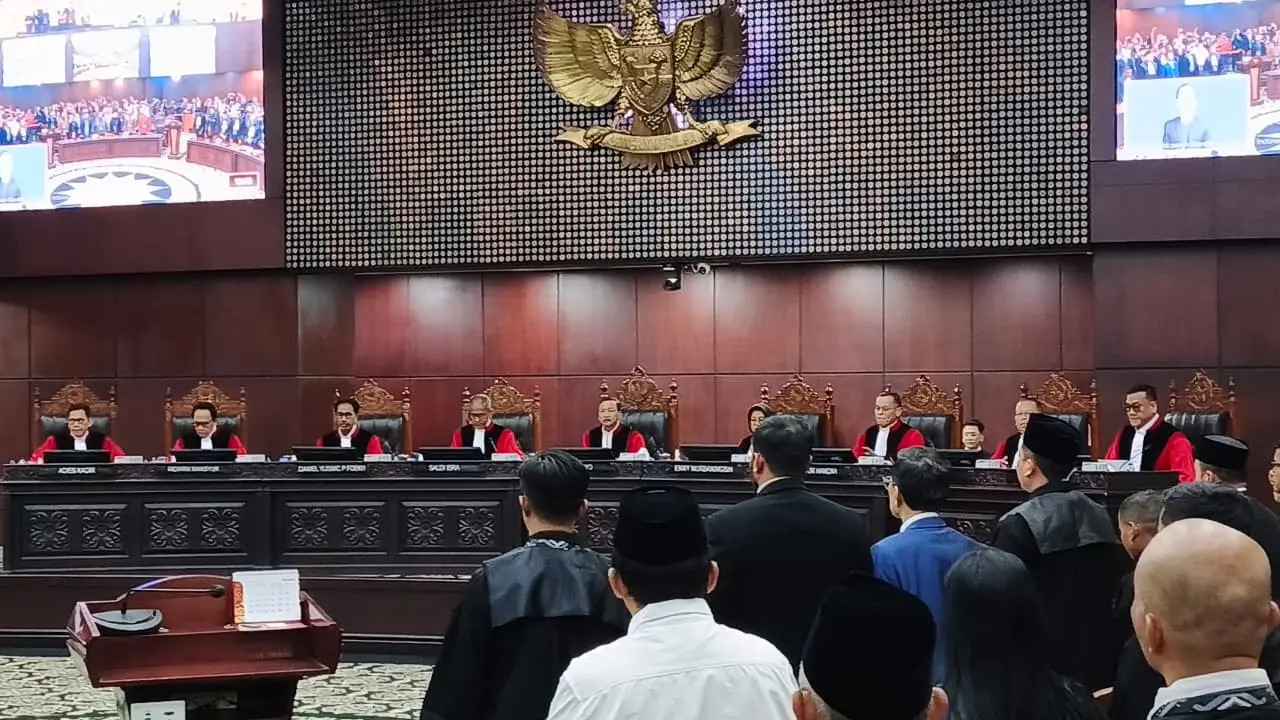 Sidang permohonan gugatan keabsahan syarat pendidikan Wakil Presiden Gibran Rakabuming Raka. (Liputan6/Dimas Ramadhan)