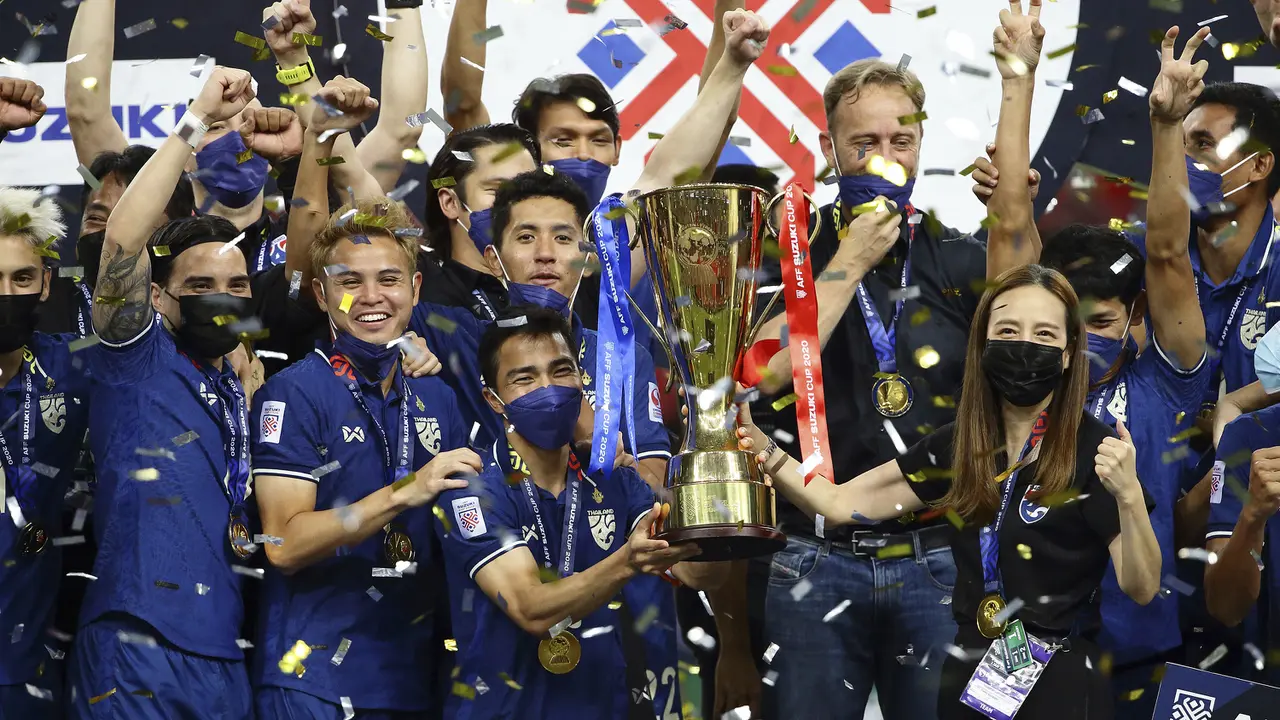 Foto: Meski Puasa Gelar Berlanjut, Timnas Indonesia Tampil Membanggakan usai Imbangi Thailand 2-2 di Leg Kedua Final Piala AFF 2020