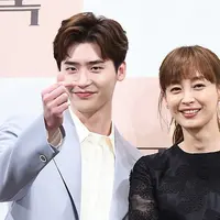 Drama Romance is a Bonus Book (Soompi.com)