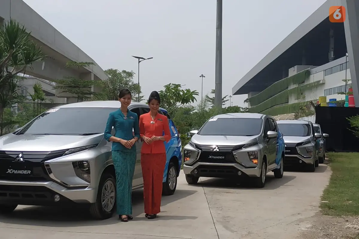 Mitsubishi Xpander resmi menjadi kendaraan operasional awak kabin Garuda Indonesia.