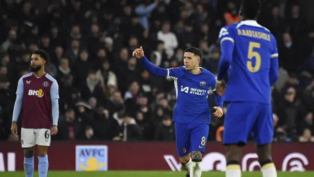 Selebrasi pemain Chelsea saat menghajar Aston Villa di Piala FA