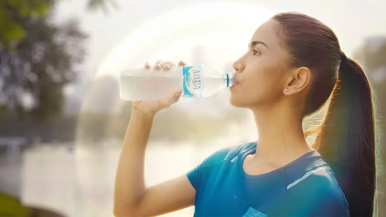 Minum air di new normal