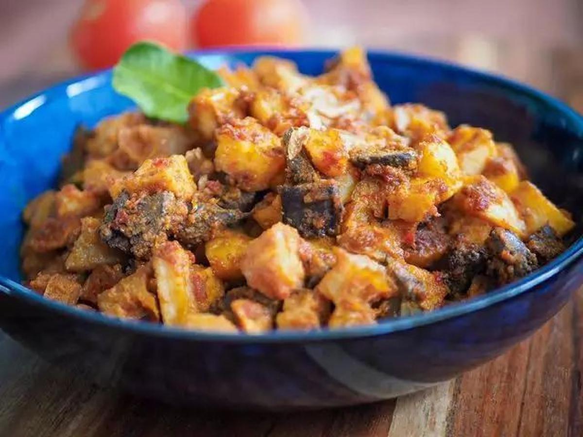 <b>5. Sambal Goreng Kentang Ati Ampela</b><br>