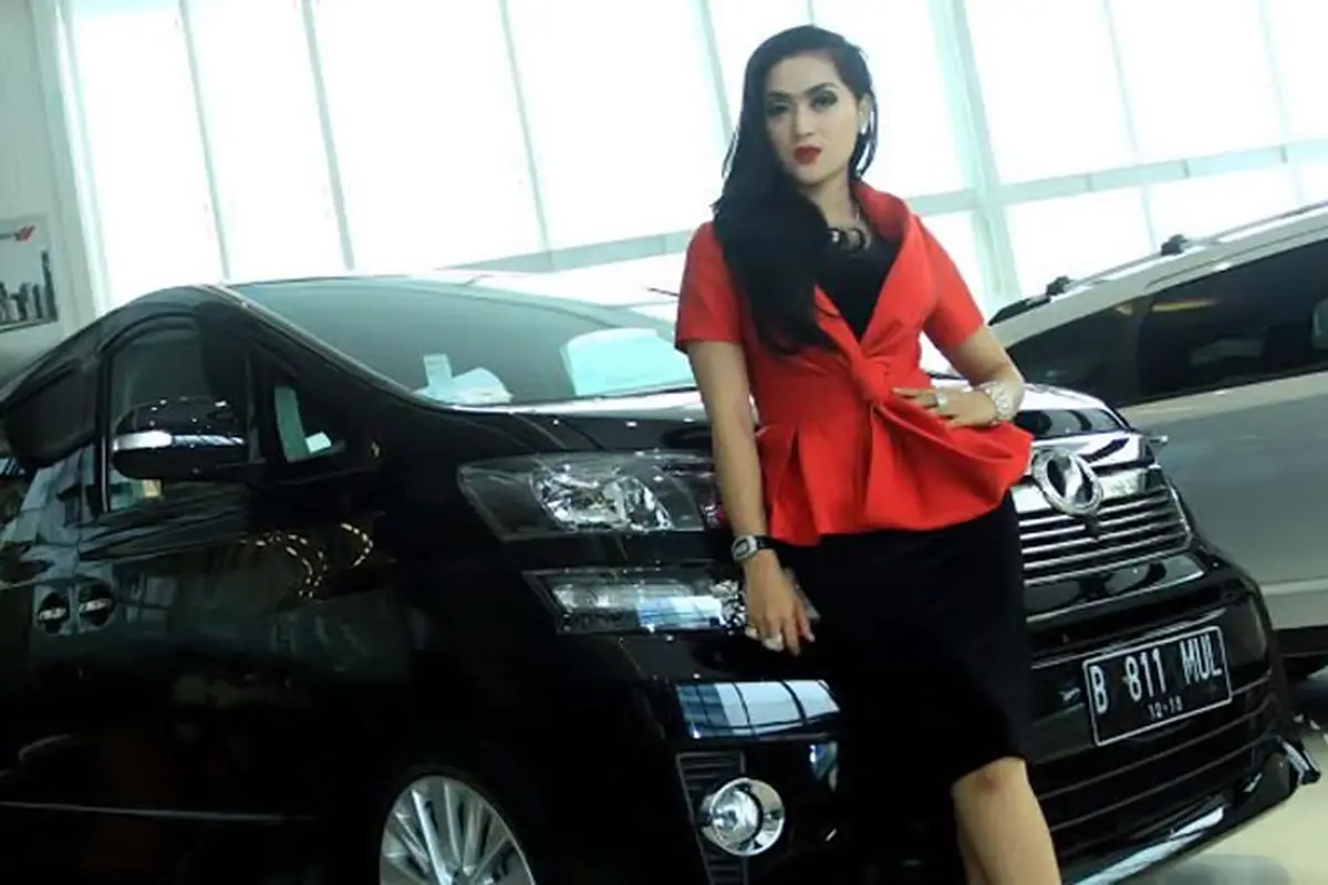 Hiara Cleopatra mulai berlimpah rezeki 