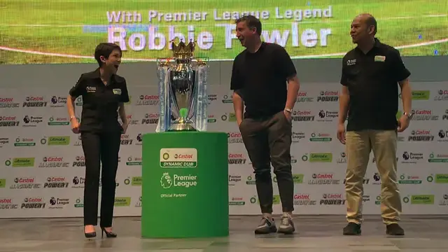 Robbie Fowler Berkunjung ke Indonesia
