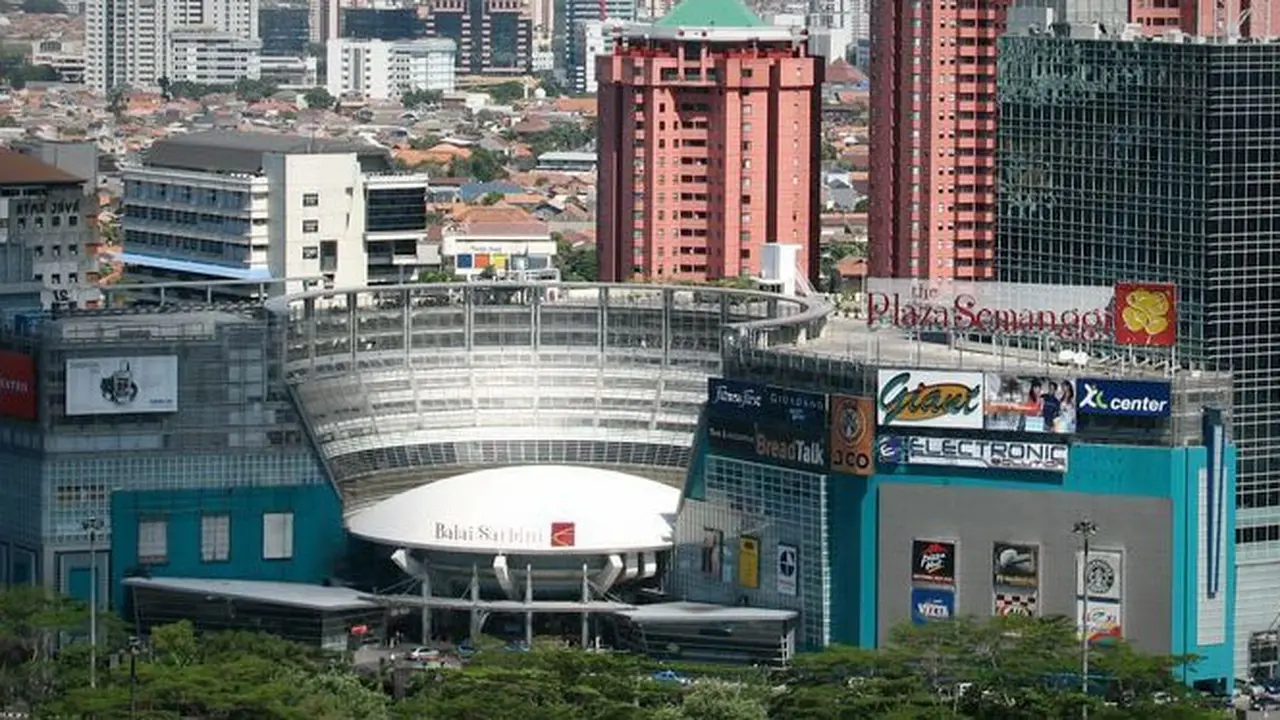 plaza-semanggi-131208a.jpg