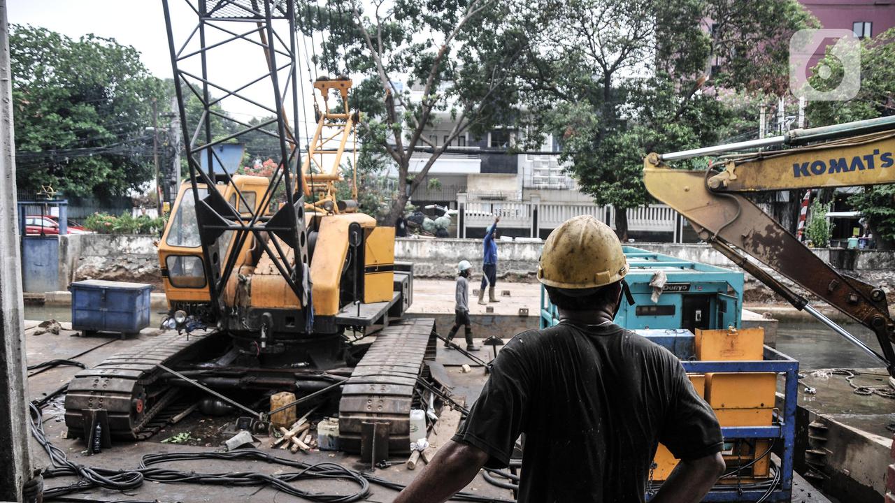 Proyek Normalisasi Kali Ciliwung Terus Dikebut