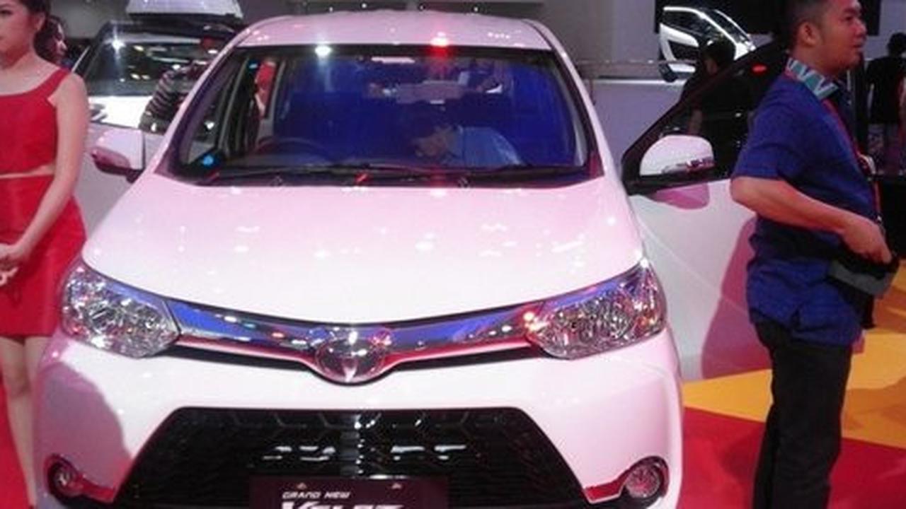 Toyota sukses jual 7.706 unit mobil di GIIAS 2015