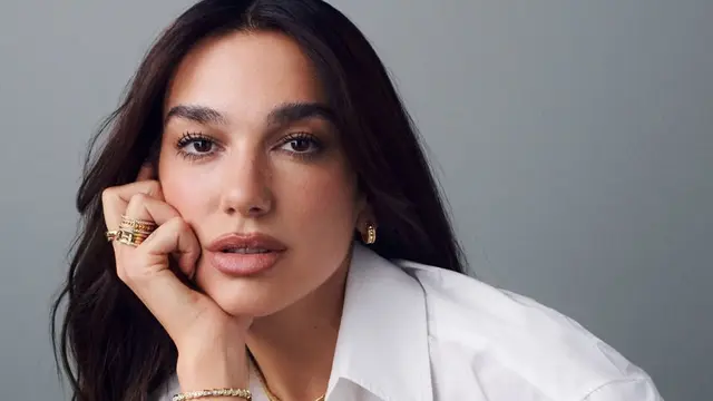 Pose Elegan Dua Lipa Saat Ditunjuk Jadi BA Bvlgari, Sejajar dengan Lisa BLACKPINK dan Anne Hathaway