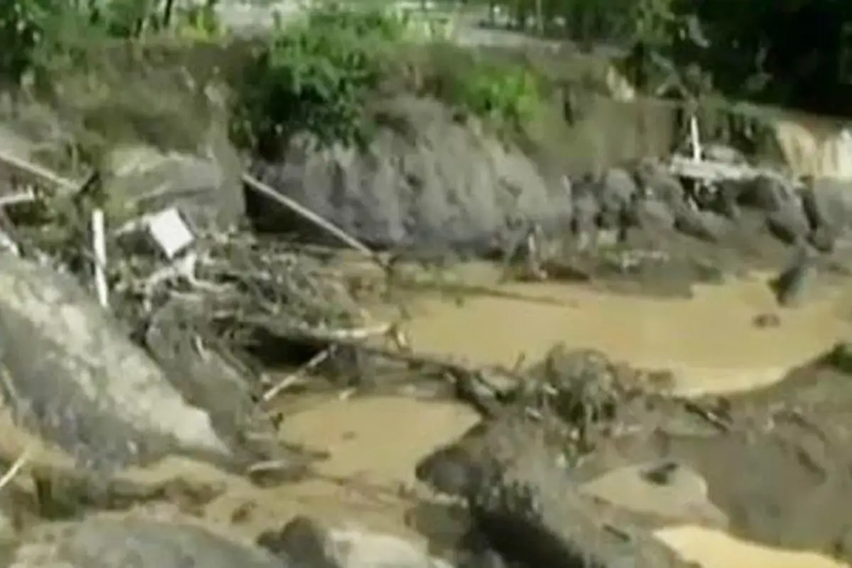 Ratusan Hektare Sawah di Toraja Utara Tertutup Longsor 