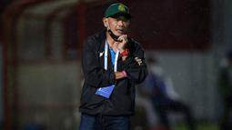 Liestiadi ditunjuk sebagai pengganti Igor Kriushenko sebagai juru taktik Persikabo 1973. Ia berhasil membawa dampak yang positif untuk skuat Laskar Padjajaran di putaran kedua BRI Liga 1. Saat ini Persikabo 1973 berhasil menempati urutan ke-12 dengan raihan 23 poin. (Bola.com/Bagaskara Lazuardi)