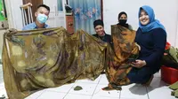 Nurjanah, pemilik UMK Batik Mayana di Ternate. Dok Pertamina