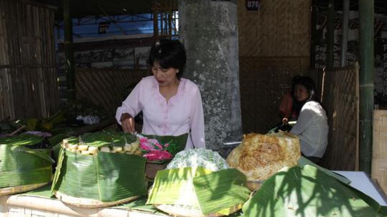 Aneka kuliner jadul di Malang Tempo Doeloe 2012
