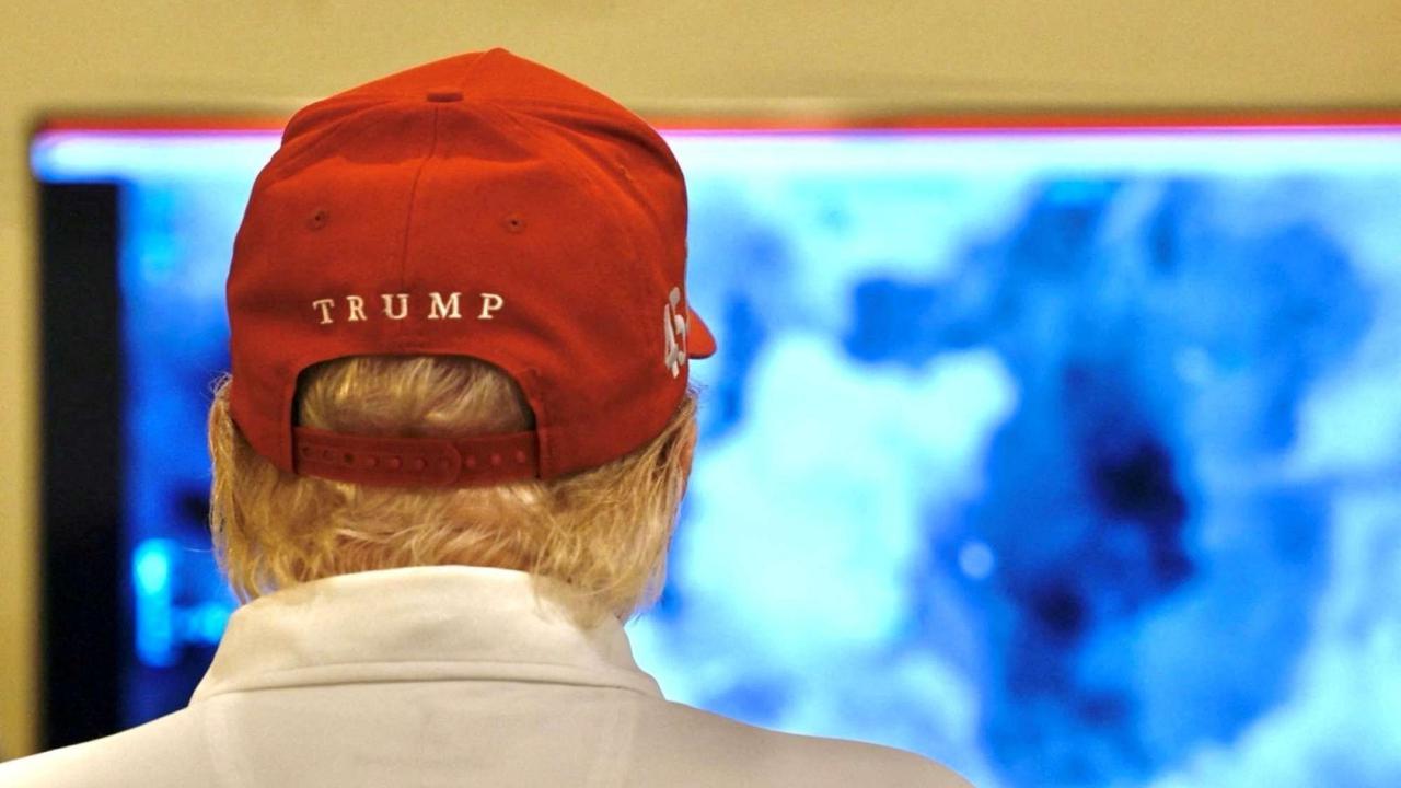Donald Turmp pantau langsung serangan militer AS ke Houthi Yaman
