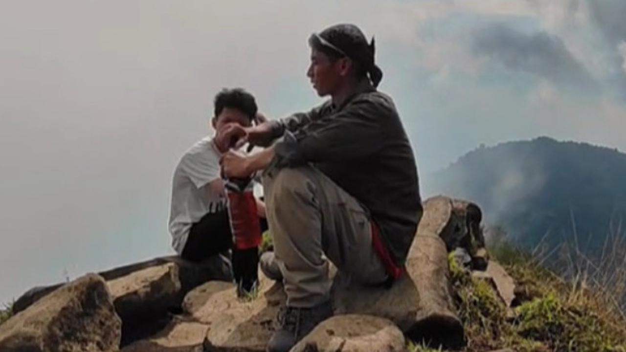 Ayah Ini Kenang Jaket 8 Tahun Lalu yang Biasa Dipakai untuk Antar Sekolah, Kini Dipakai untuk Naik Gunung Bareng Sang Anak