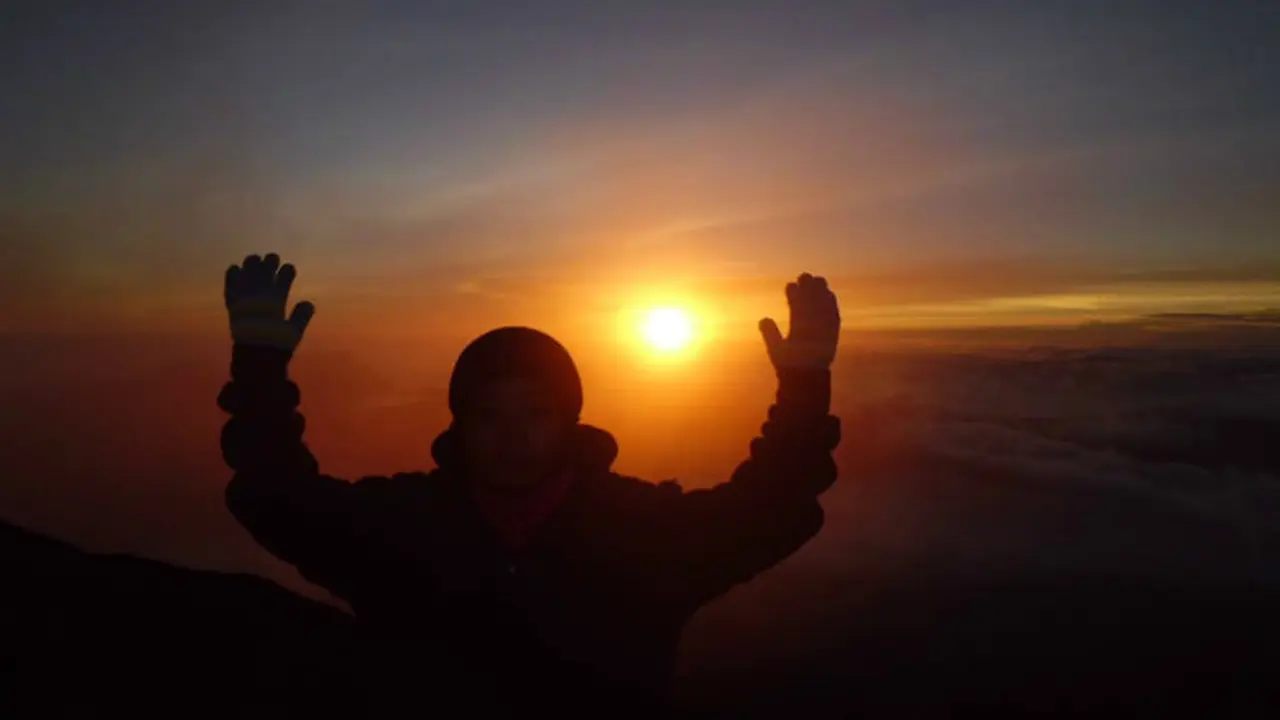 Gunung Kerinci, Perjalanan Menuju Atap Sumatera