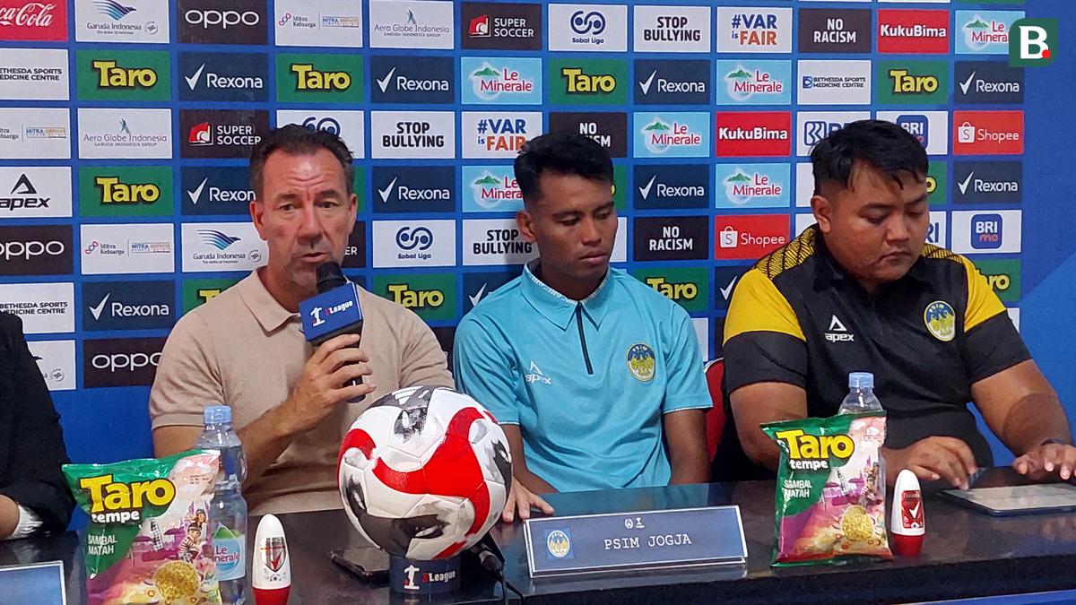 BRI Super League: Jean-Paul van Gastel Tak Khawatir dengan Paceklik Gol Sang Bomber asal Slovenia