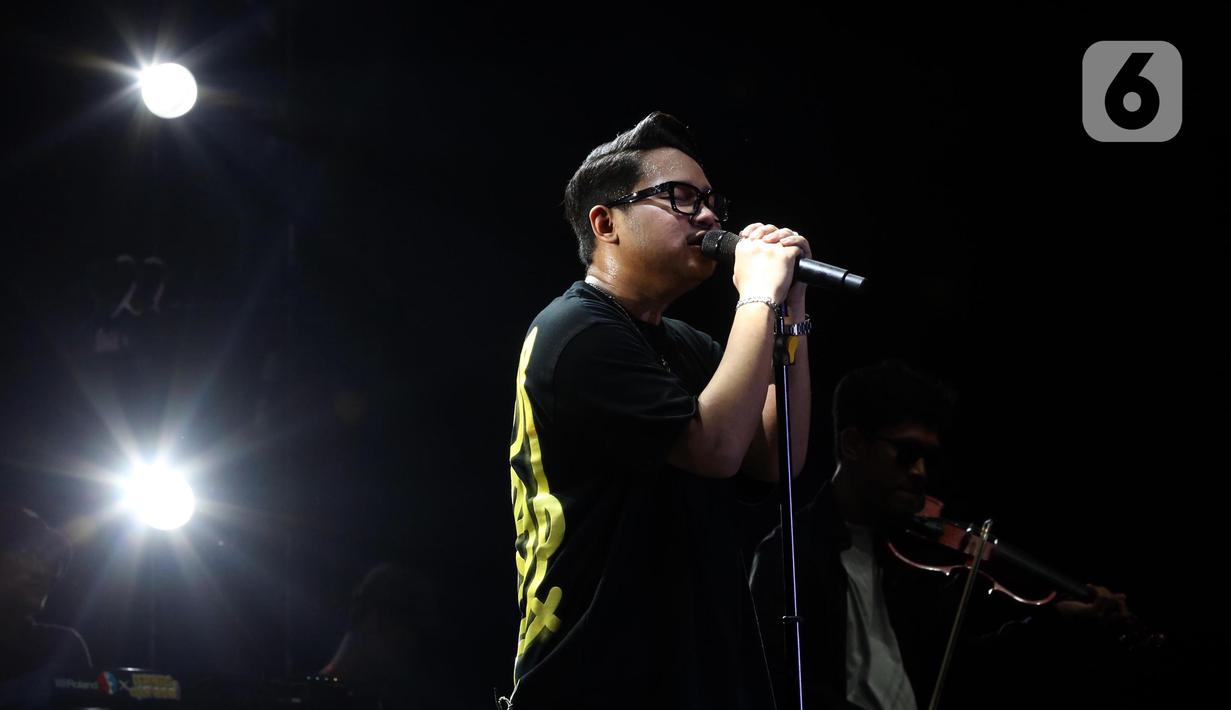 Sejumlah lagu dibawakan Guyon Waton, termasuk Korban Janji. (Liputan6.com/Helmi Fithriansyah)