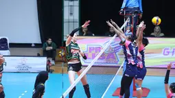 Hasil tersebut didapatkan setelah Gresik Phonska Plus Pupuk Indonesia menang atas Jakarta Livin’ Mandiri dengan skor 3-2 (25-15, 21-25, 25-21, 22-25, 15-7) di GOR Tri Dharma Petrokimia Gresik, Kamis (29/1/2026) malam. (Dok. PBVSI)