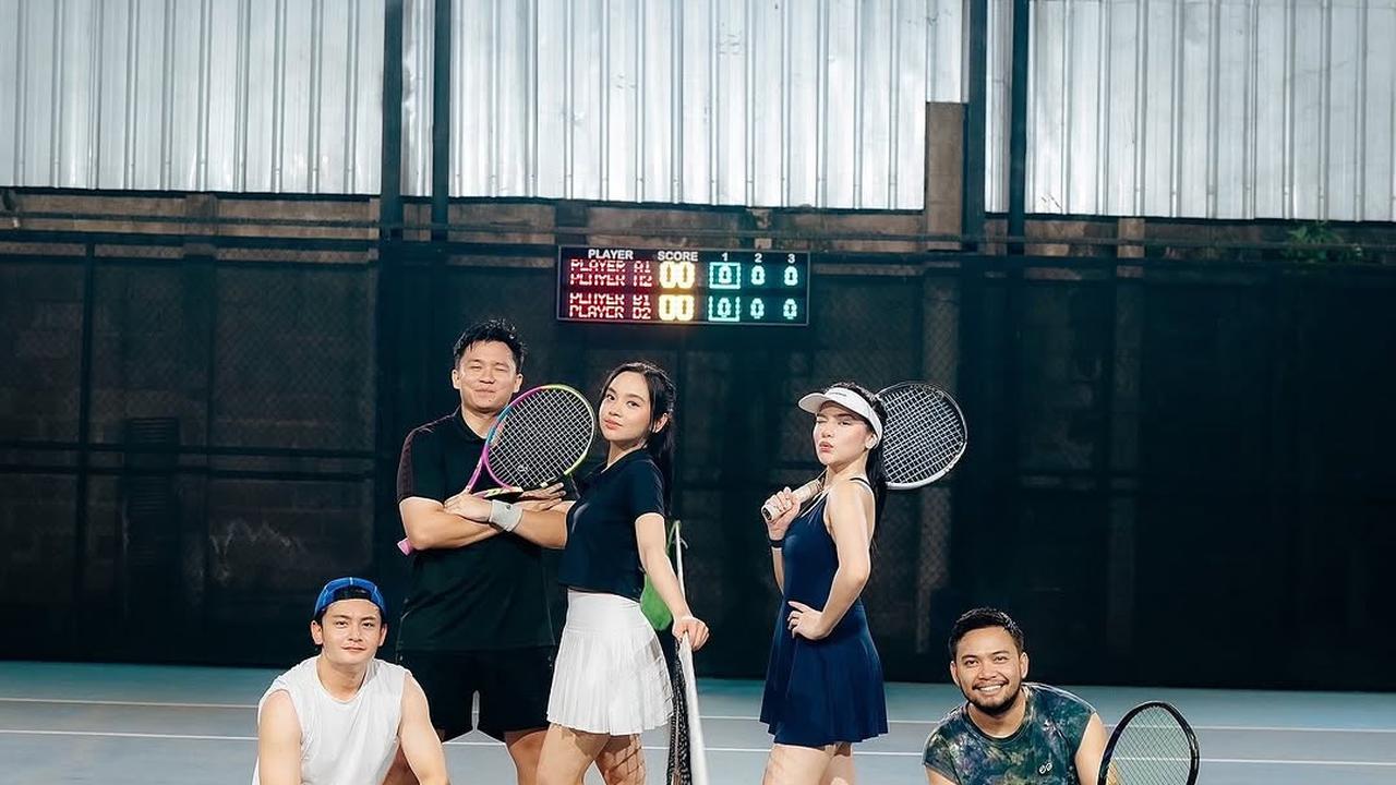 Potret Cantik Lyodra Main Tenis Ditemani Randy Martin dan Davina Karamoy, Tetap Stylish dan Sporty